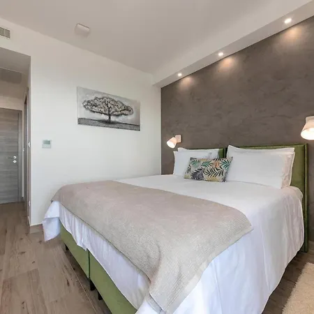 Althea Ruzici (Sveta Nedelja)